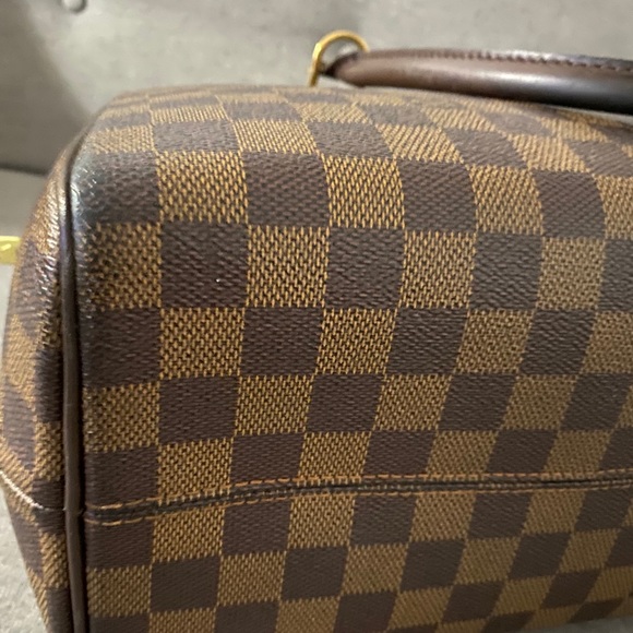 Louis Vuitton Nolita - Picture 7 of 7